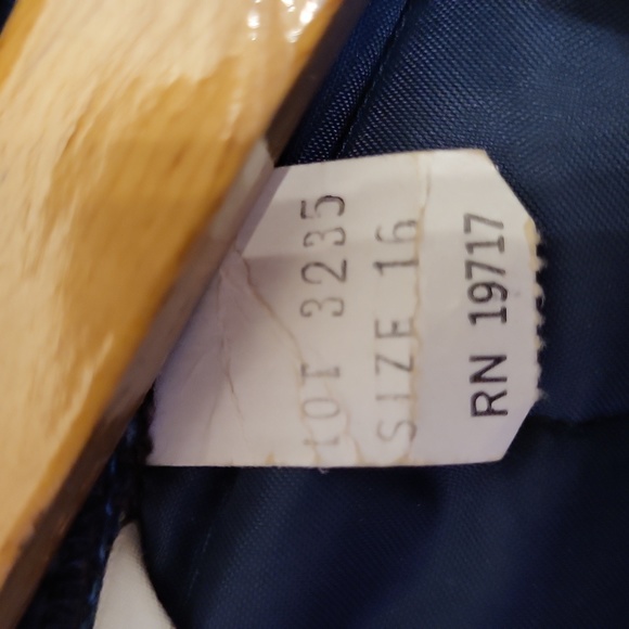 Women’s Montgomery Ward Vintage Blue Snowsuit - Picture 4 of 11